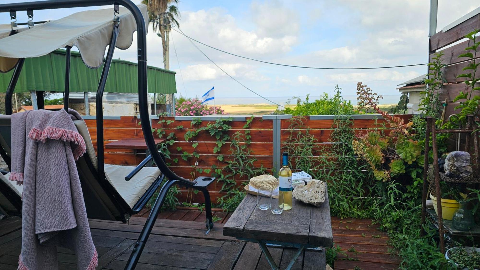 Cozy Seaview Glamping Caravan HaBonim Eksteriør billede